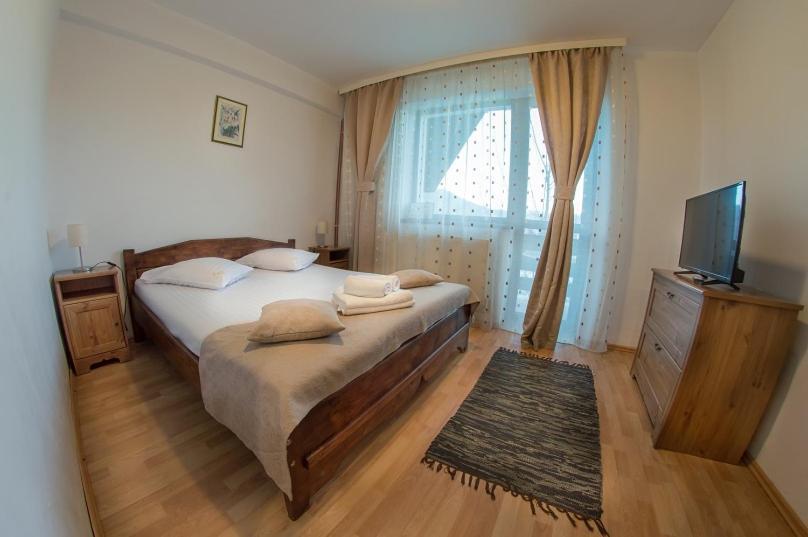 Floarea Soarelui Hotell Cheia  Eksteriør bilde